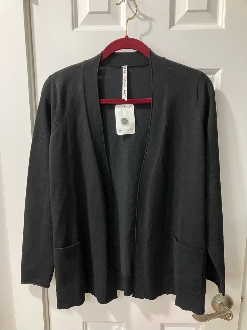 Leo & Nicole Black Open-Front Pocket Cardigan